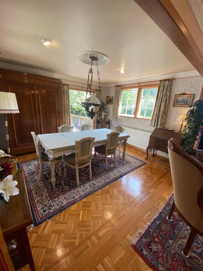 Twin Totara Cottage Upper Hutt Eksteriør billede